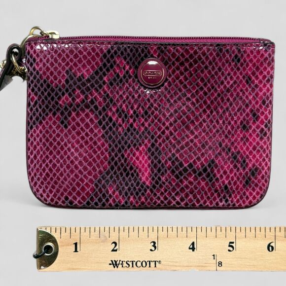 COACH Snakeskin Pattern Wristlet Python Raspberry Pink Zippered Pouch Clutch NWT - Picture 5 of 5